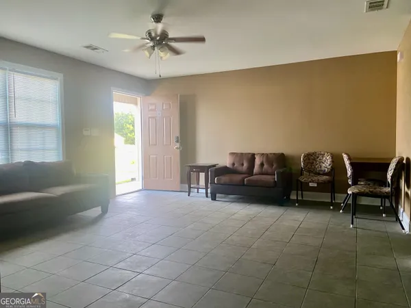 $1,300 | 103 B Ronald Pride Boulevard, Fort Valley, GA 31030