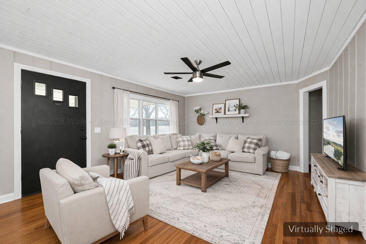 125 Highland Street Addison, AL 35540 - Photo 7 of 29 Living room virtually staged