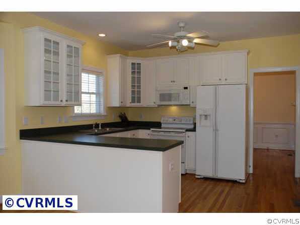 1834 Rolfe Way Richmond, VA 23238 - Photo 4 of 10 Other - Kitchen