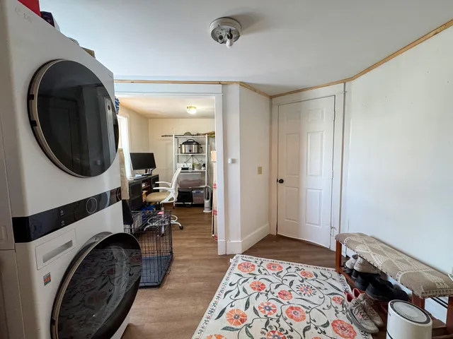 $179,900 | 68 Enfield Road, Lincoln, ME 04457