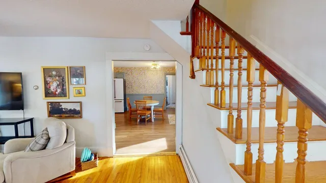 $179,900 | 68 Enfield Road, Lincoln, ME 04457