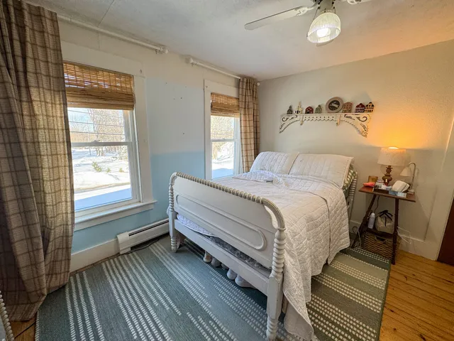 $179,900 | 68 Enfield Road, Lincoln, ME 04457