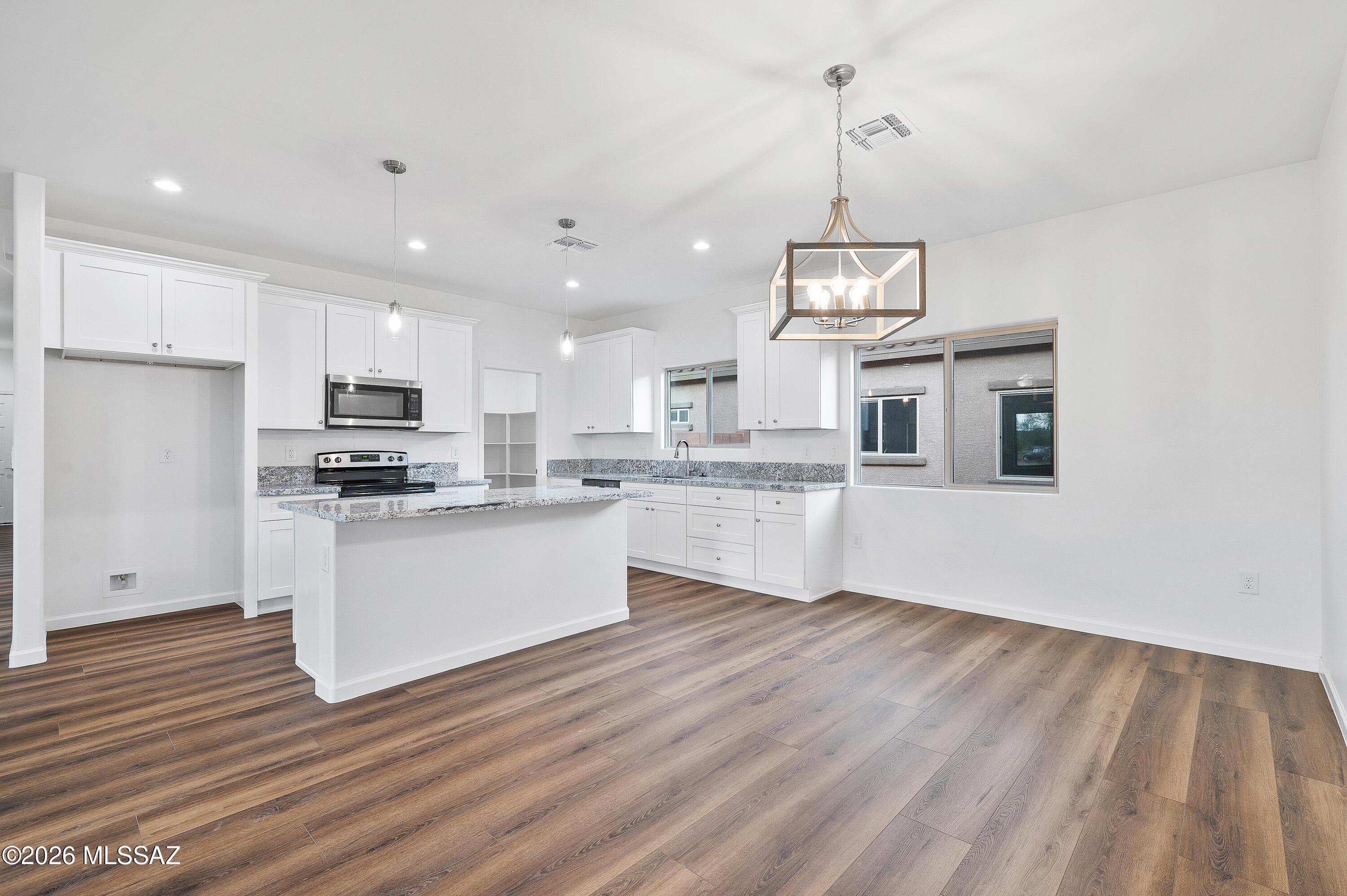 3180 East Andrada Road Vail, AZ 85641 - Photo 5 of 46