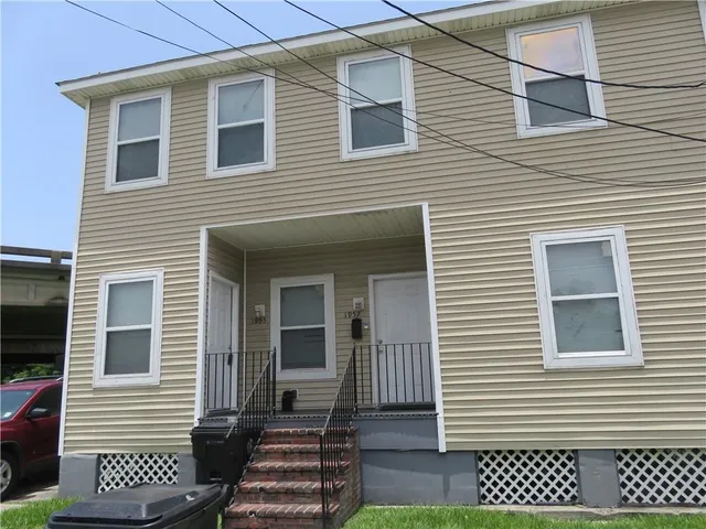 $1,800 | 1955 North Prieur Street, New Orleans, LA 70116