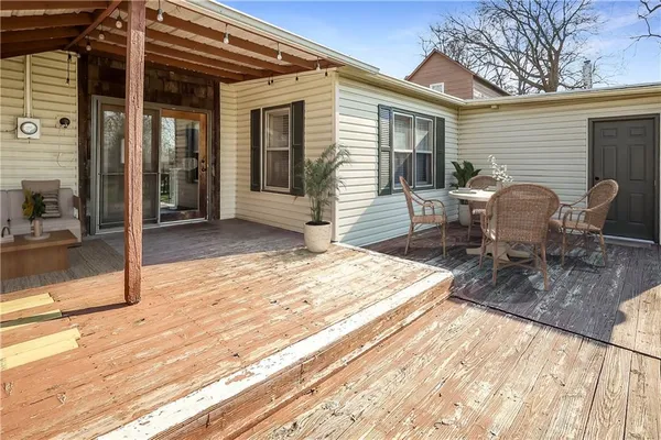 $212,000 | 705 West Mechanic Street, Harrisonville, MO 64701