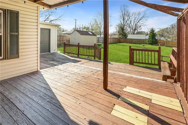 $212,000 | 705 West Mechanic Street, Harrisonville, MO 64701
