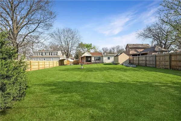 $212,000 | 705 West Mechanic Street, Harrisonville, MO 64701