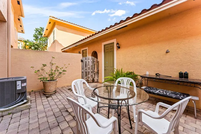 $4,500 | 179 Edenberry Avenue, Jupiter, FL 33458