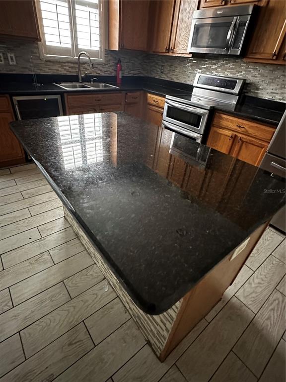 403 Thicket Crest Road Seffner, FL 33584 - Photo 2 of 10