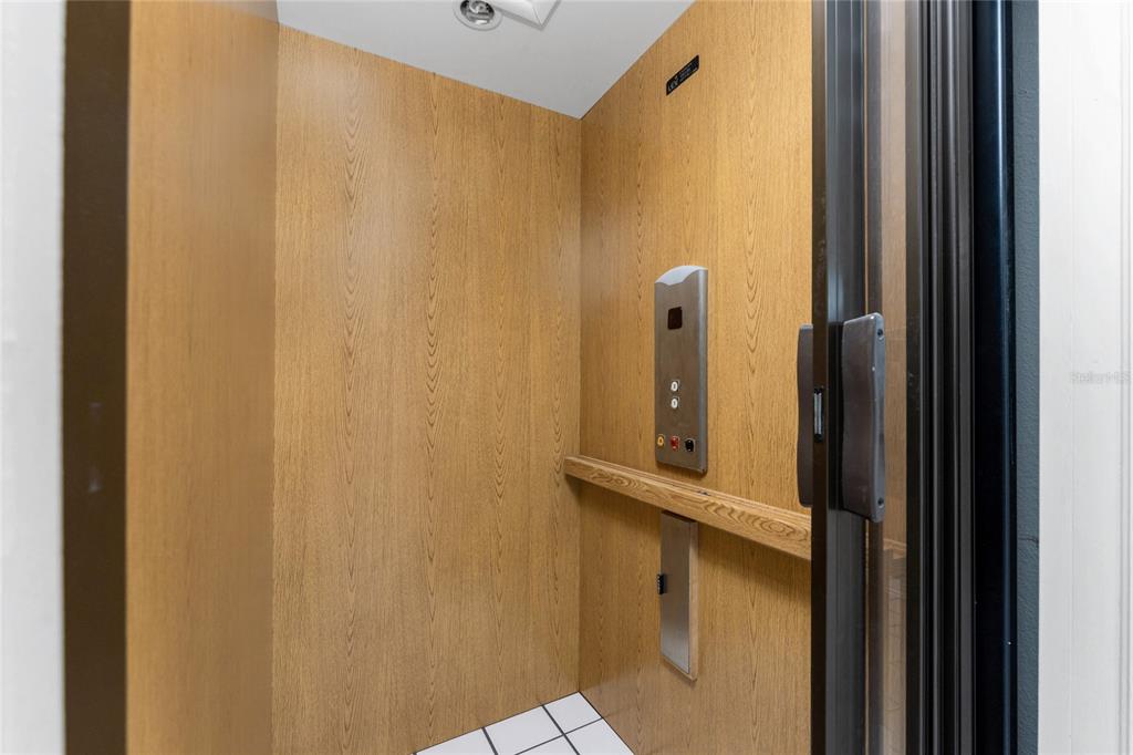 341 Severin Road Southeast Port Charlotte, FL 33952 - Photo 9 of 90