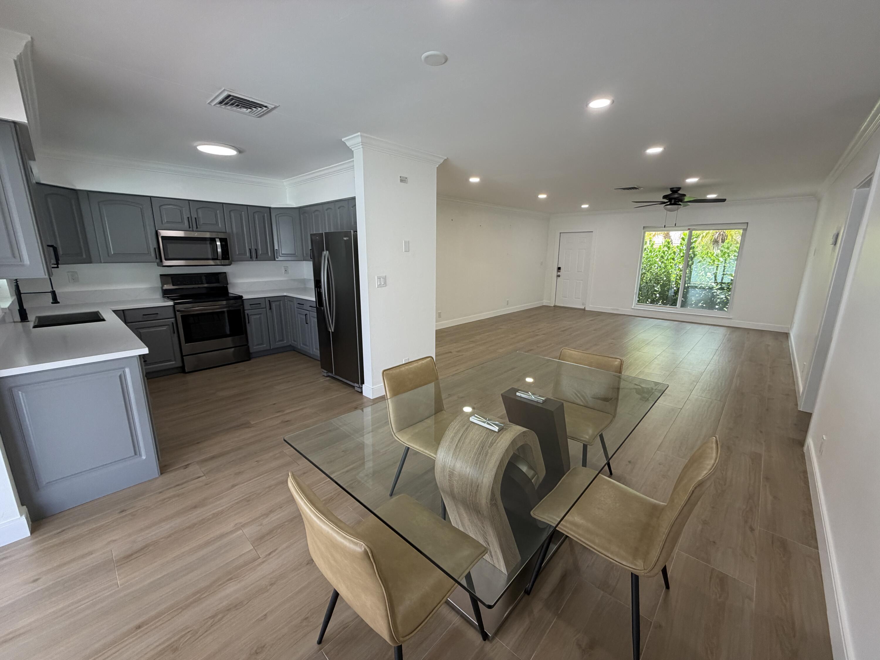 498 West Conference Drive, Unit N Boca Raton, FL 33486 - Photo 2 of 22 IMG_3955