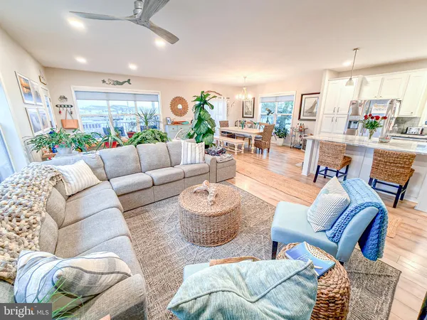 $410,000 | 26738 Otter Way, Unit 7, Long Neck, DE 19966