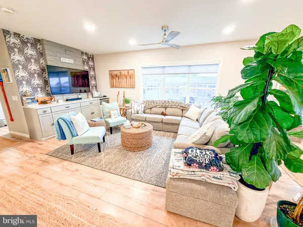 $410,000 | 26738 Otter Way, Unit 7, Long Neck, DE 19966