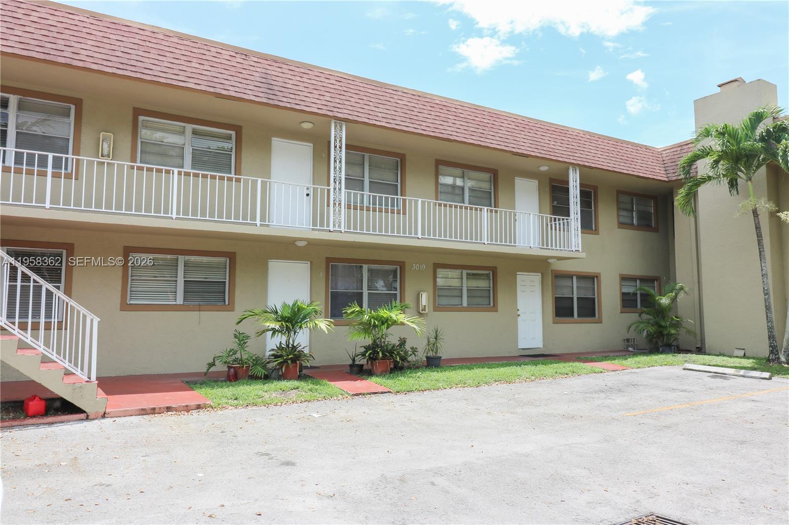 3019 Southwest 68th Terrace, Unit 6 Miramar, FL 33023 - Photo 8 of 9