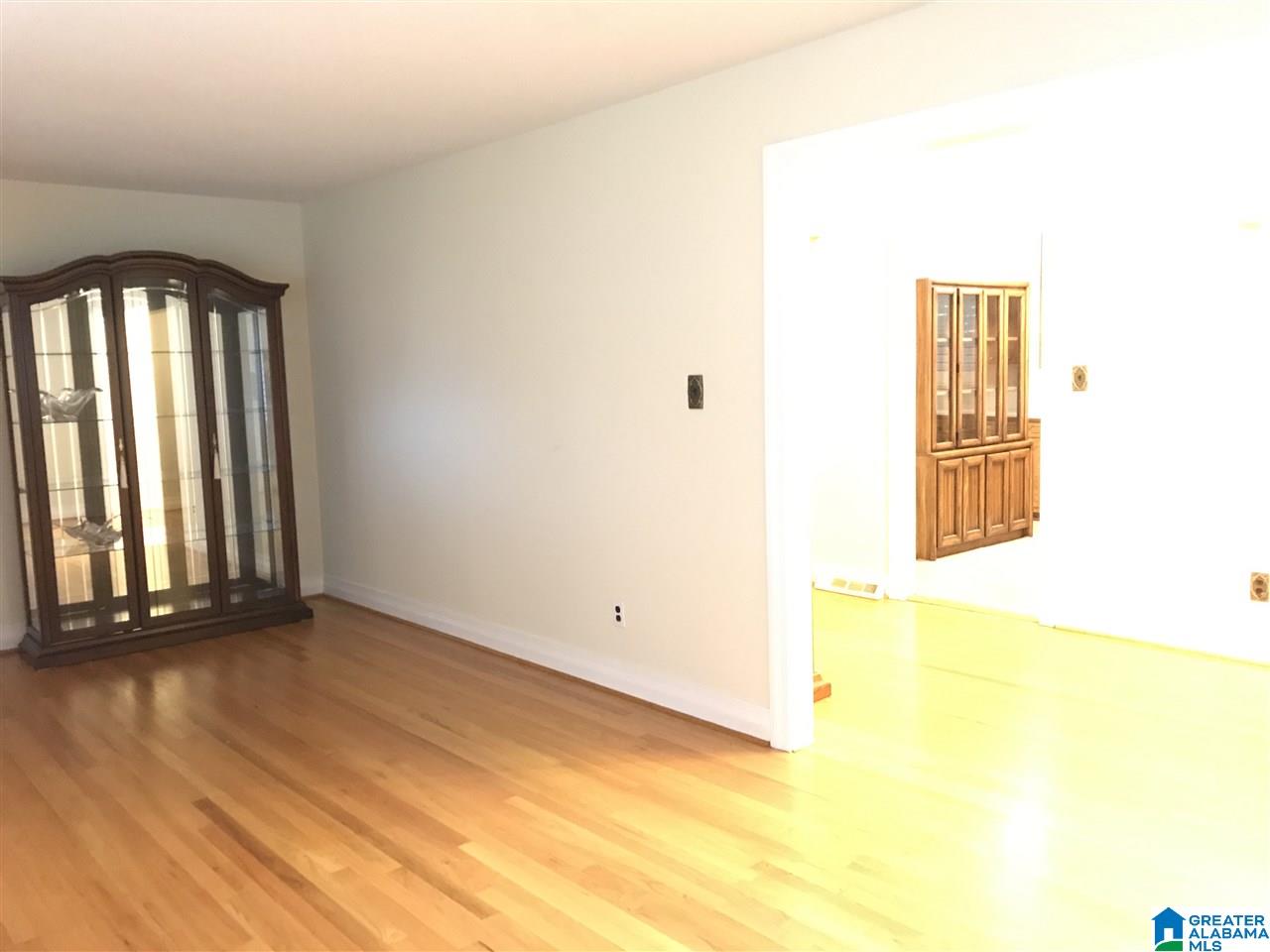 1821 Moncrief Road Gardendale, AL 35071 - Photo 8 of 27