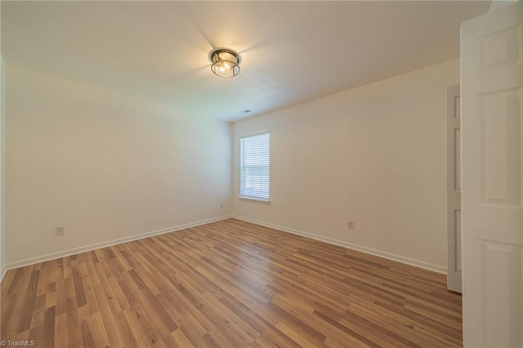 884 Jennifer Lane High Point, NC 27265 - Photo 19 of 29