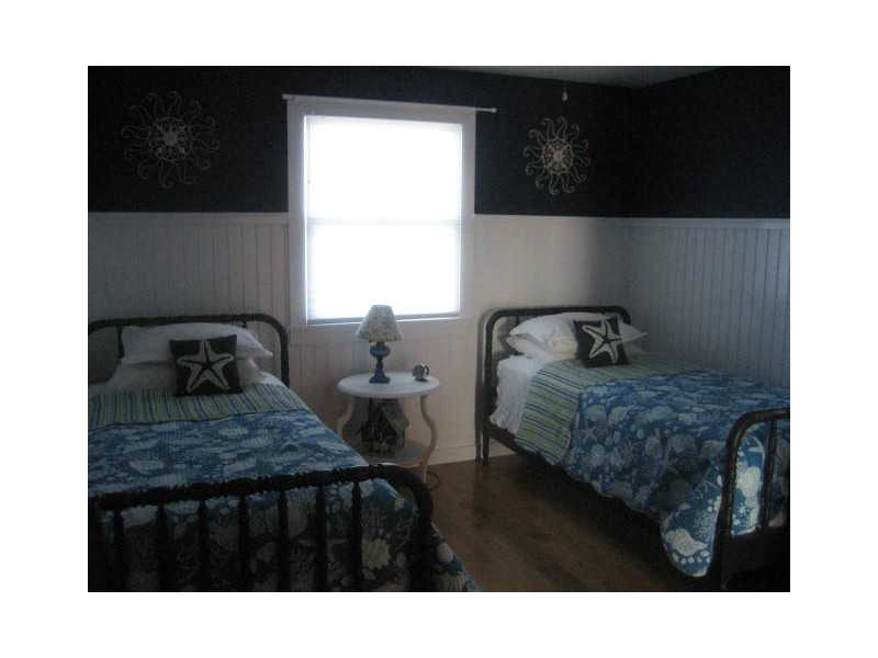 1175 Corn Neck Road Block Island, RI 02807 - Photo 14 of 17 Bedroom.