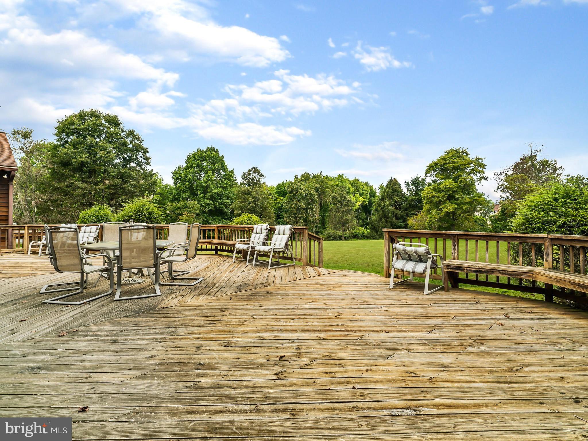 175 Norwood Road Silver Spring, MD 20905 - Photo 11 of 30 a view of a swimming pool with a patio