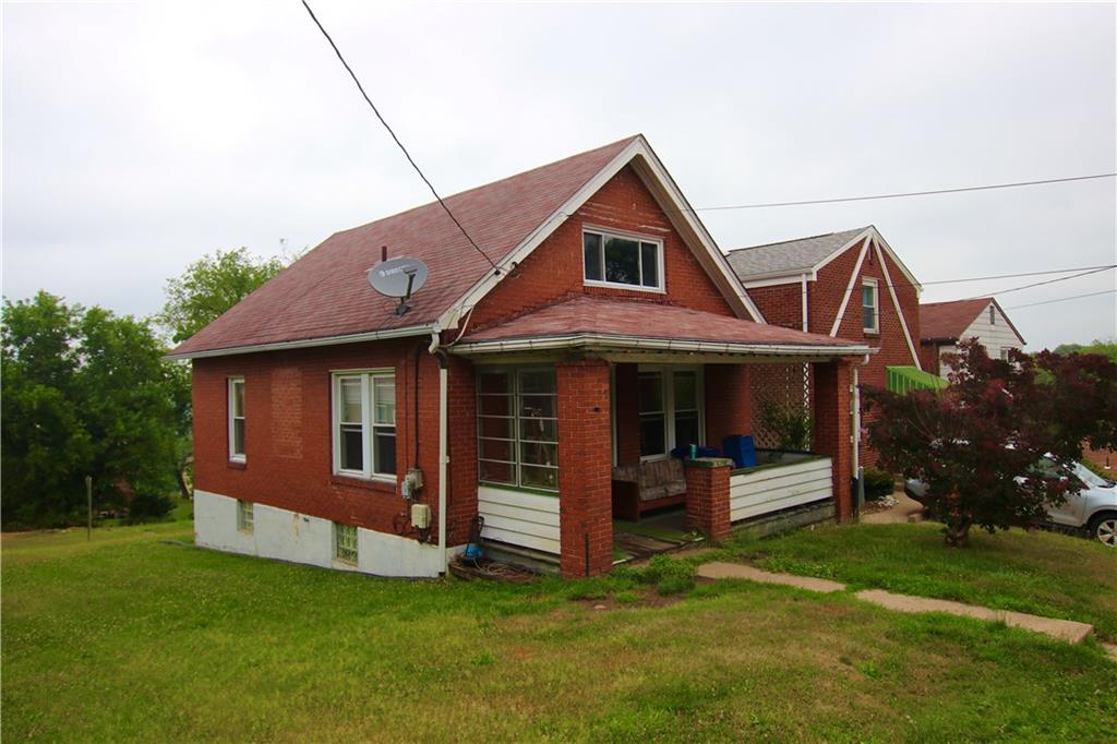 2997 Ruthwood Avenue Baldwin, PA 15227 - Photo 2 of 18 Large front porch