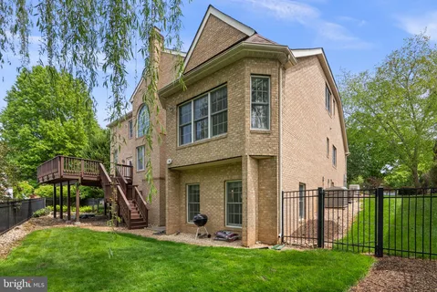 $1,648,000 | 10217 Lakestone Place, Rockville, MD 20850