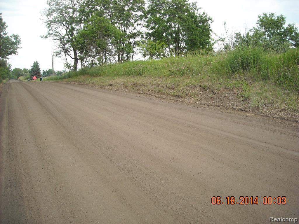3558 Lake George Road Leonard, MI 48367 - Photo 7 of 8 DSCN0007.jpg