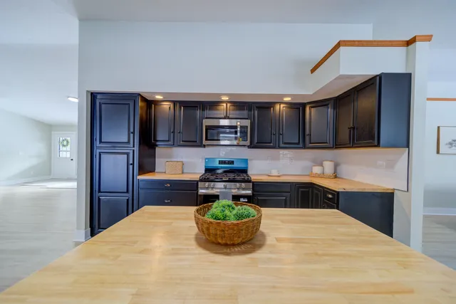 $529,900 | 13095 19 Mile Road Northeast, Gowen, MI 49326