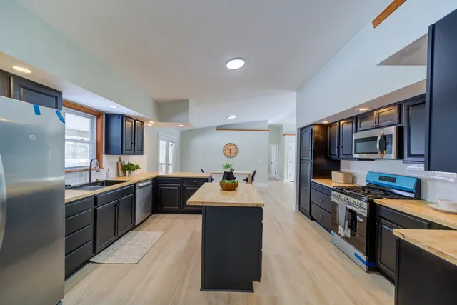 $529,900 | 13095 19 Mile Road Northeast, Gowen, MI 49326