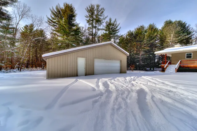 $529,900 | 13095 19 Mile Road Northeast, Gowen, MI 49326