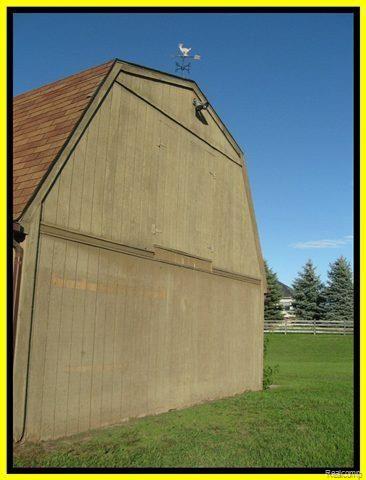 11050 34 Mile Road Romeo, MI 48065 - Photo 8 of 22 Horse Barn