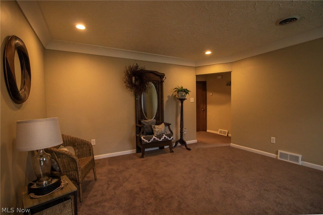 3407-3411 Verner Road Stow, OH 44240 - Photo 6 of 22 3407-3411 Verner Rd, Stow, OH 44240-5243