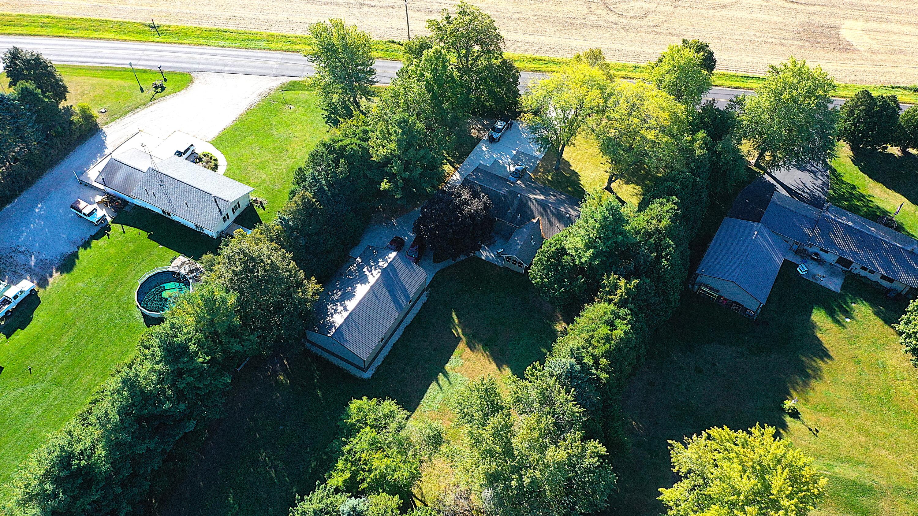 W1758 Spring Prairie Road Spring Prairie, WI 53105 - Photo 11 of 84 10