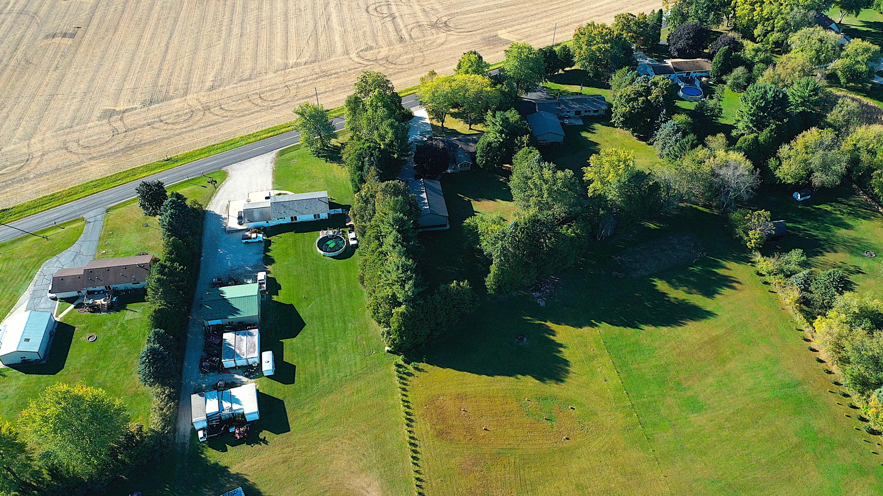 W1758 Spring Prairie Road Spring Prairie, WI 53105 - Photo 7 of 84 06