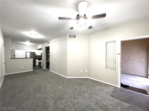 $1,450 | 10001 Peace Way, Unit 1327, Las Vegas, NV 89147