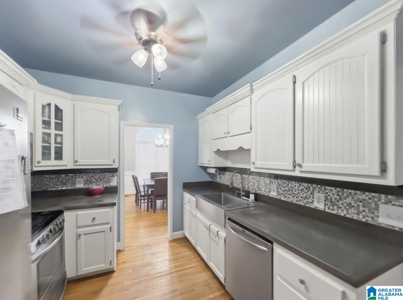 215 Ridgefield Drive Odenville, AL 35120 - Photo 5 of 17