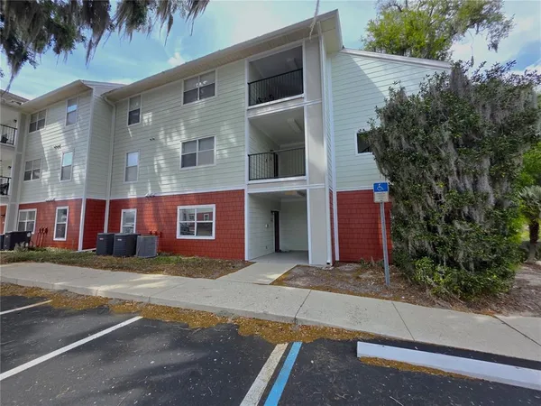 $120,000 | 2360 Southwest Archer Road, Unit 912, Gainesville, FL 32608