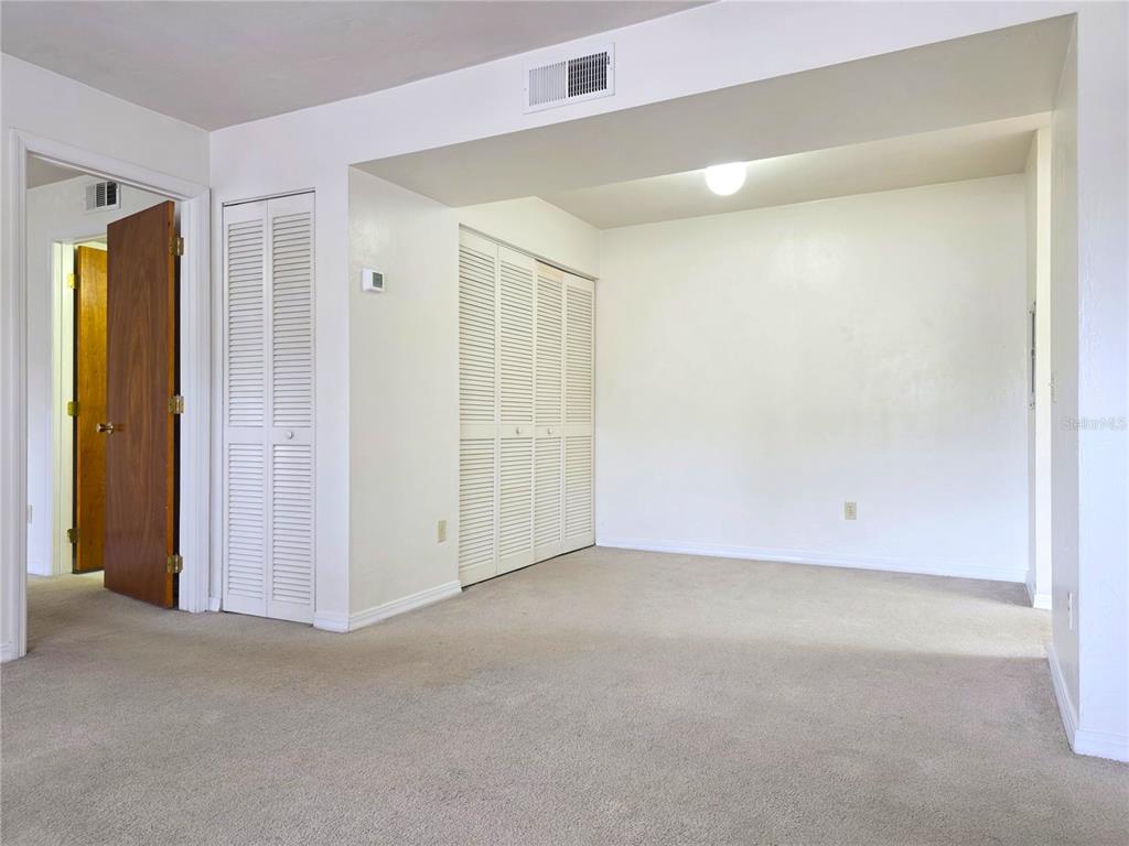 2360 Southwest Archer Road, Unit 912 Gainesville, FL 32608 - Photo 6 of 17