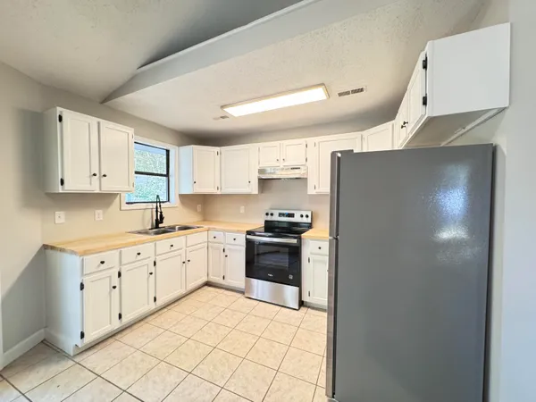 $149,999 | 70 Chrissy Lane, Walterboro, SC 29488