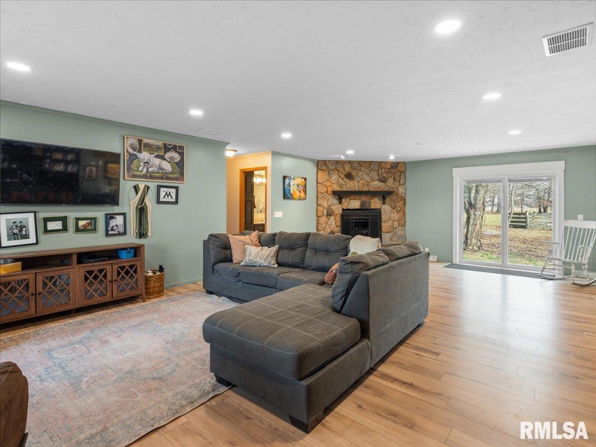 15290 Pittsburg Road Marion, IL 62959 - Photo 17 of 41