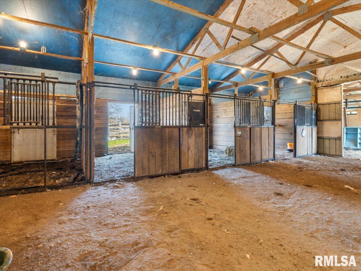 15290 Pittsburg Road Marion, IL 62959 - Photo 37 of 41