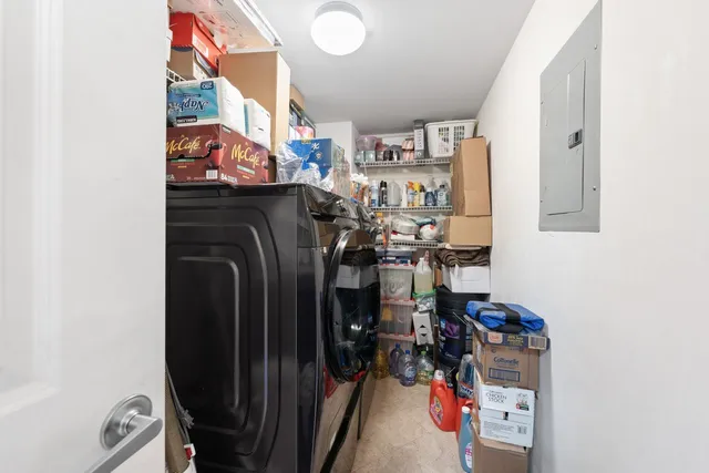 $332,000 | 511 Prestwick Lane, Unit 302, Wheeling, IL 60090