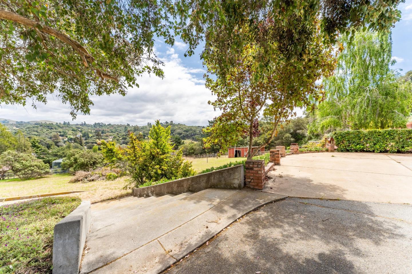 7480 Tustin Road Salinas, CA 93907 - Photo 4 of 59 Gallery Image 4