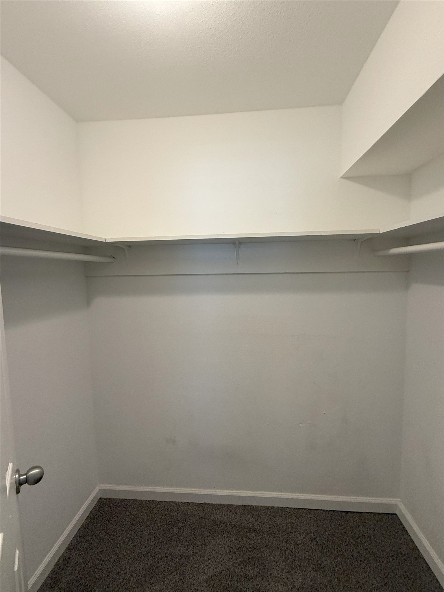 1824 Thonig Road, Unit 10 Houston, TX 77055 - Photo 12 of 17 a view of an empty room