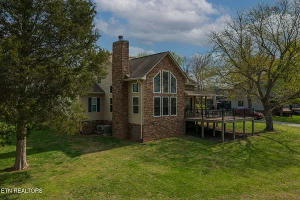 $1,199,000 | 1379 Paradise Lane, Dandridge, TN 37725