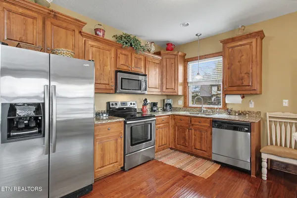 $1,199,000 | 1379 Paradise Lane, Dandridge, TN 37725