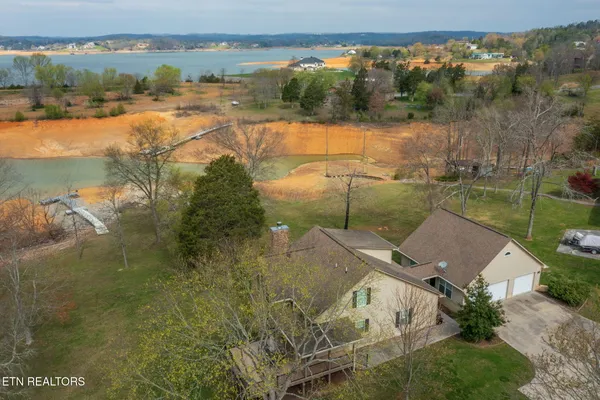 $1,199,000 | 1379 Paradise Lane, Dandridge, TN 37725