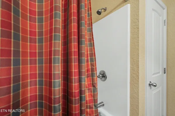 $1,199,000 | 1379 Paradise Lane, Dandridge, TN 37725