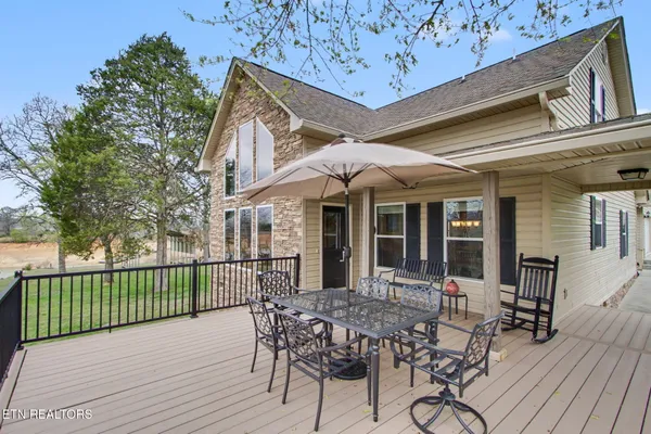 $1,199,000 | 1379 Paradise Lane, Dandridge, TN 37725