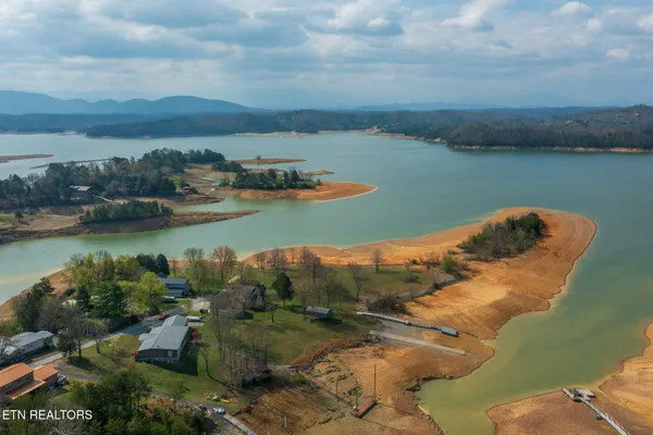 $1,199,000 | 1379 Paradise Lane, Dandridge, TN 37725