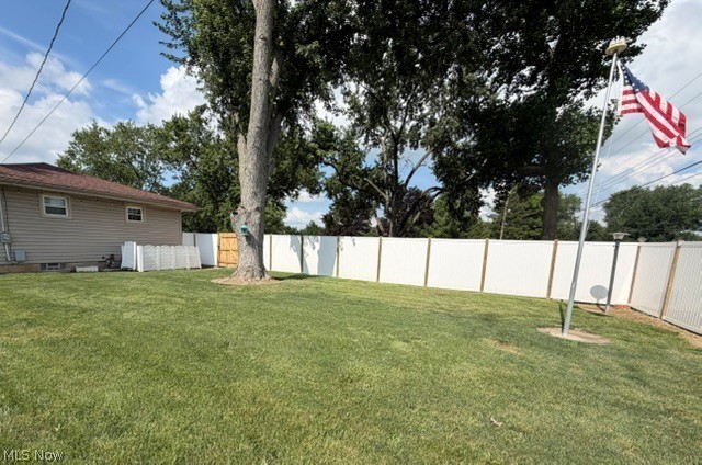 4609 Bond Warren, OH 44483 - Photo 45 of 49