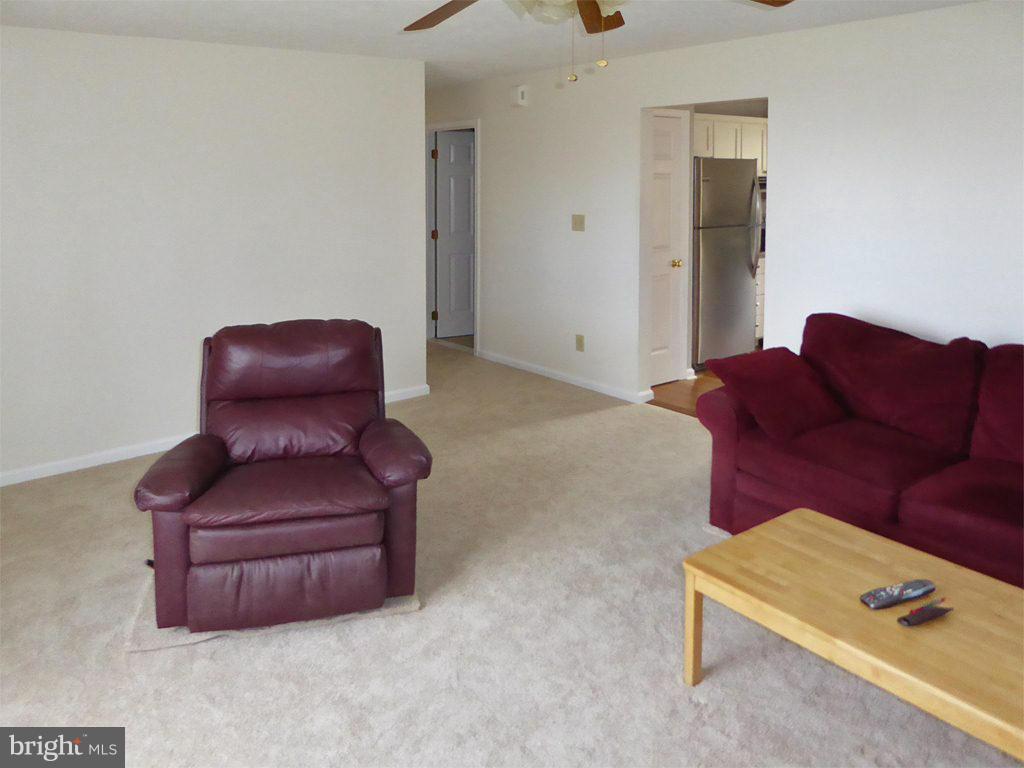 1428 Highridge Road Front Royal, VA 22630 - Photo 14 of 30 Living Room